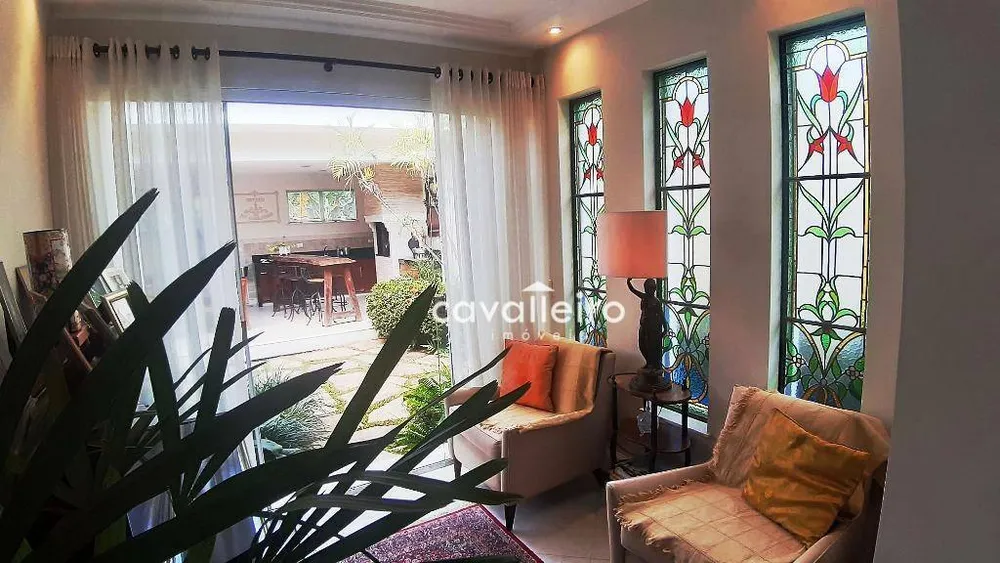 Casa, 5 quartos, 353 m² - Foto 8