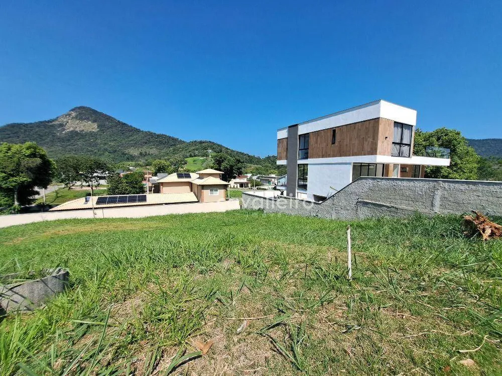 Loteamento e Condomínio, 403 m² - Foto 1