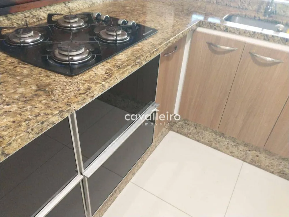Casa, 4 quartos, 338 m² - Foto 27