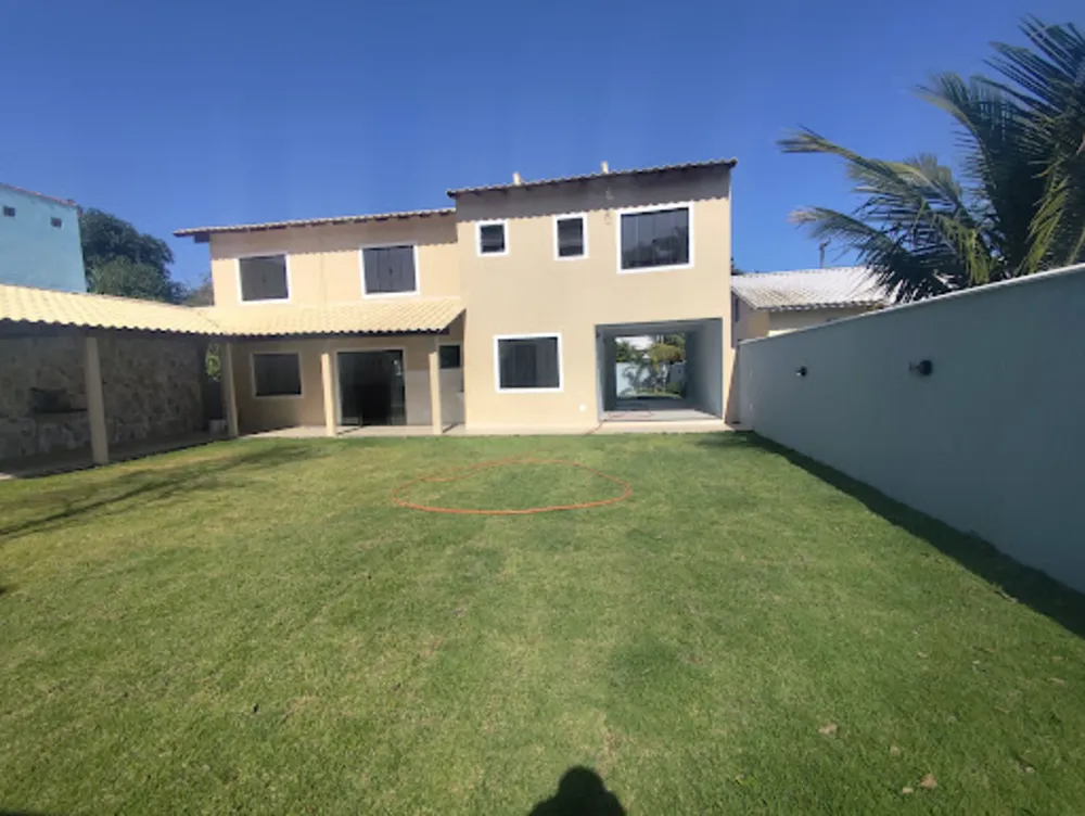 Casa, 4 quartos, 225 m² - Foto 1