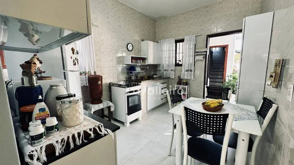 Casa, 3 quartos, 190 m² - Foto 6