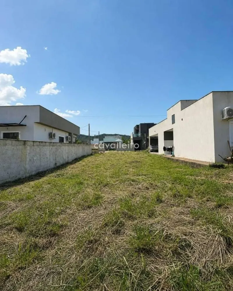 Loteamento e Condomínio, 240 m² - Foto 1
