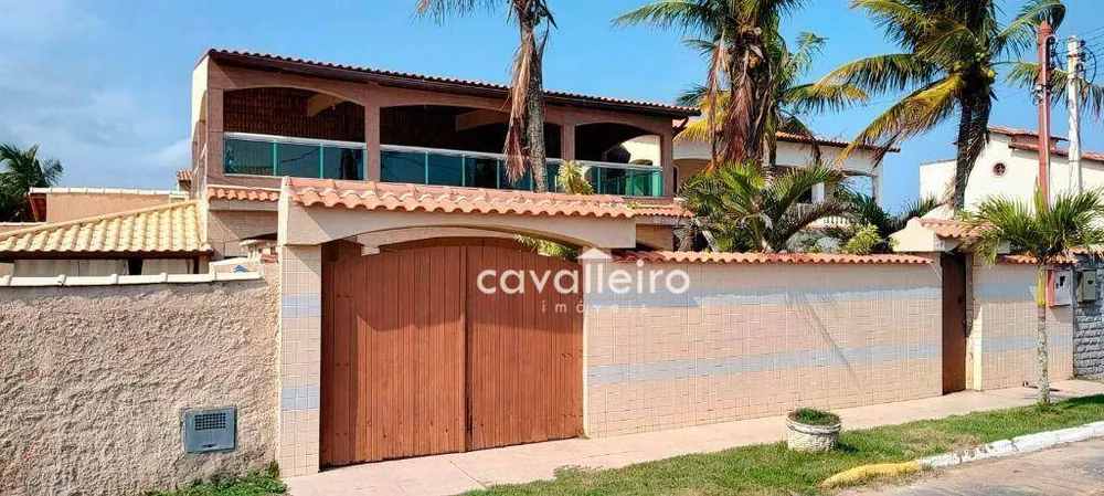 Casa, 4 quartos, 251 m² - Foto 1
