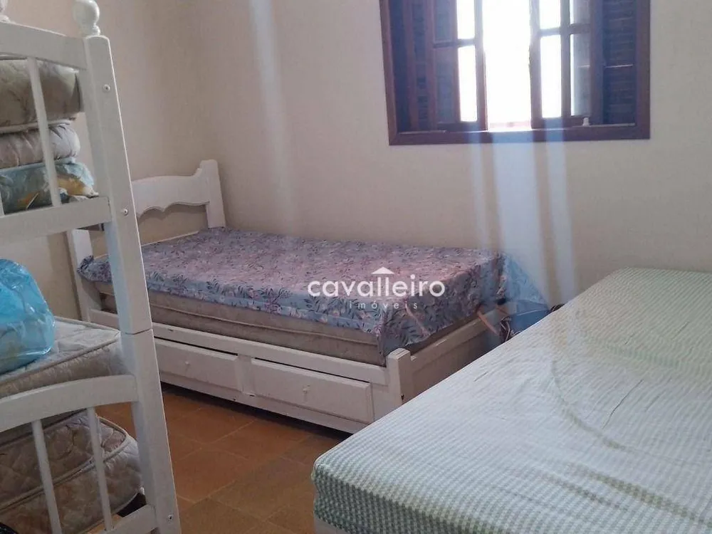 Casa, 6 quartos, 210 m² - Foto 17