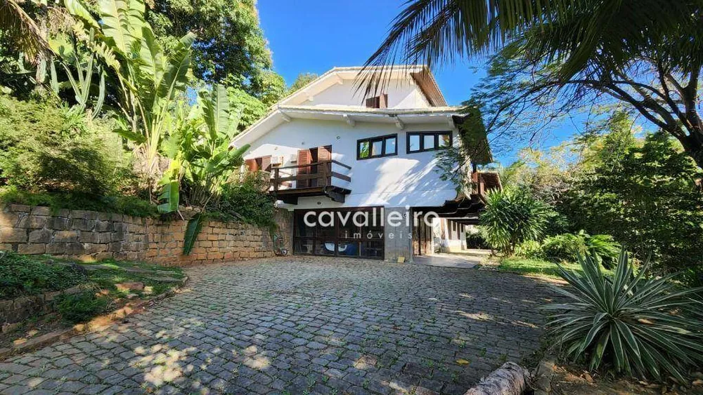 Casa, 7 quartos, 580 m² - Foto 1