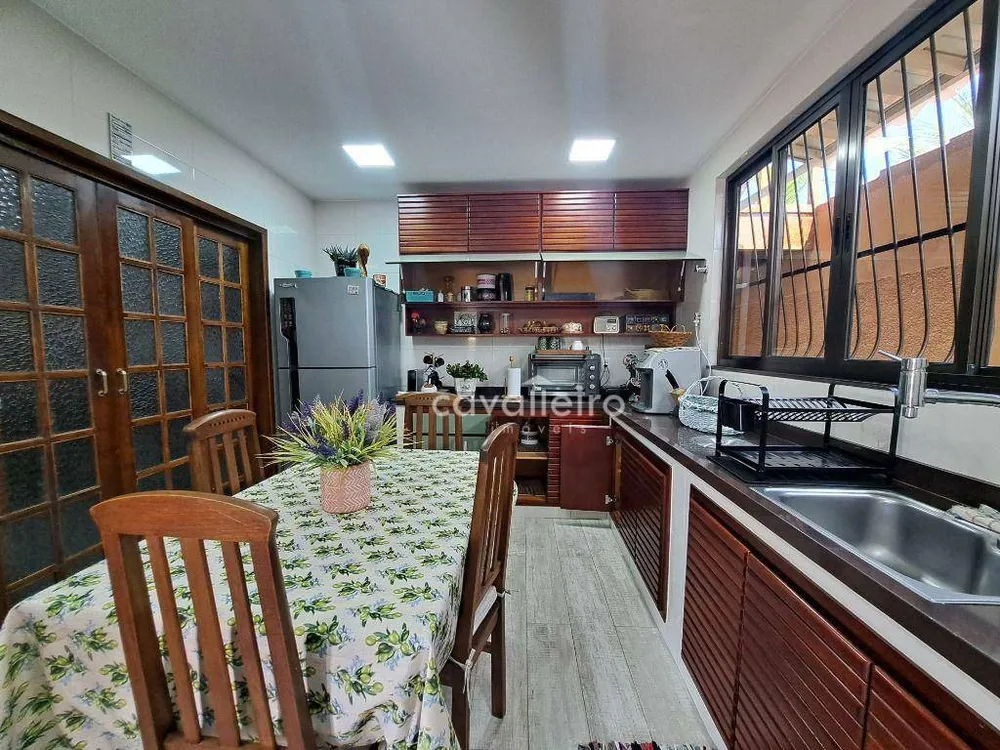 Casa, 4 quartos, 200 m² - Foto 15