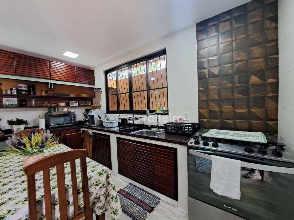 Casa, 4 quartos, 200 m² - Foto 14