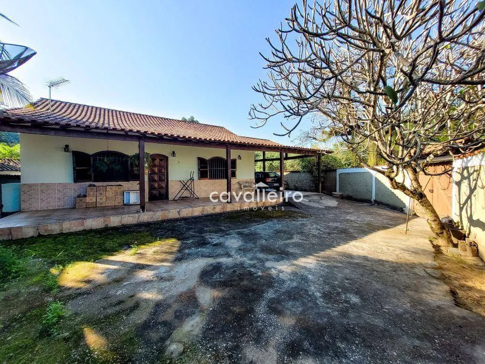 Casa, 3 quartos, 134 m² - Foto 1