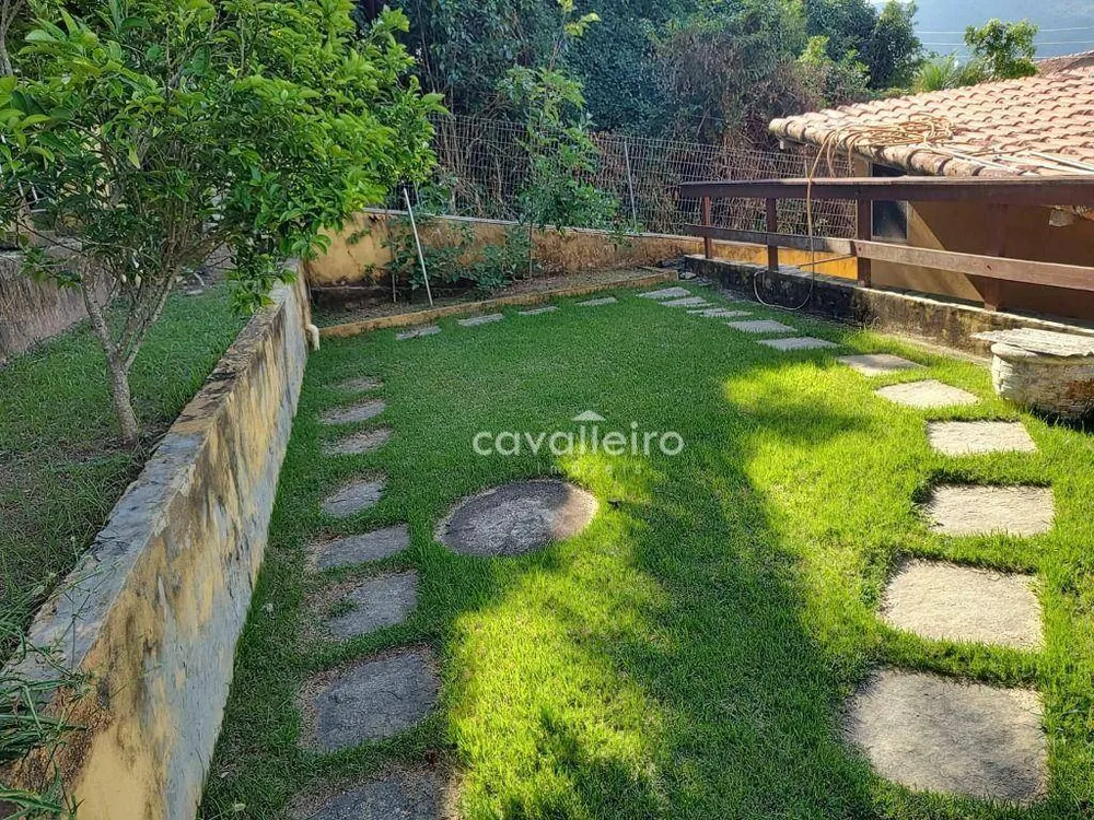Casa, 5 quartos, 137 m² - Foto 8