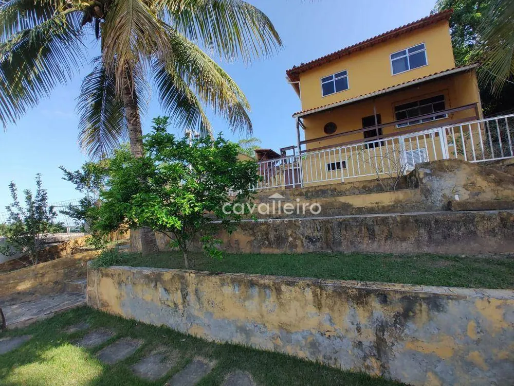 Casa, 5 quartos, 137 m² - Foto 4