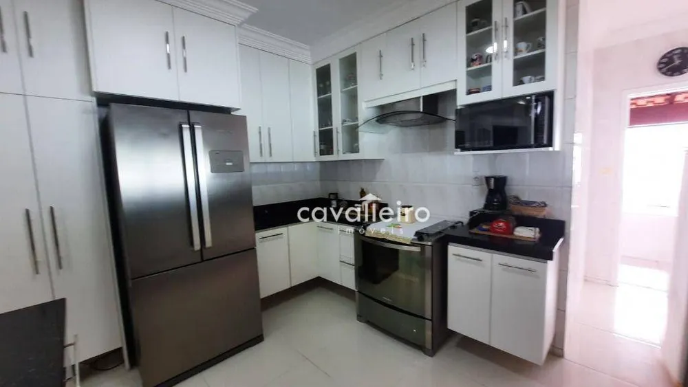Casa, 4 quartos, 230 m² - Foto 13