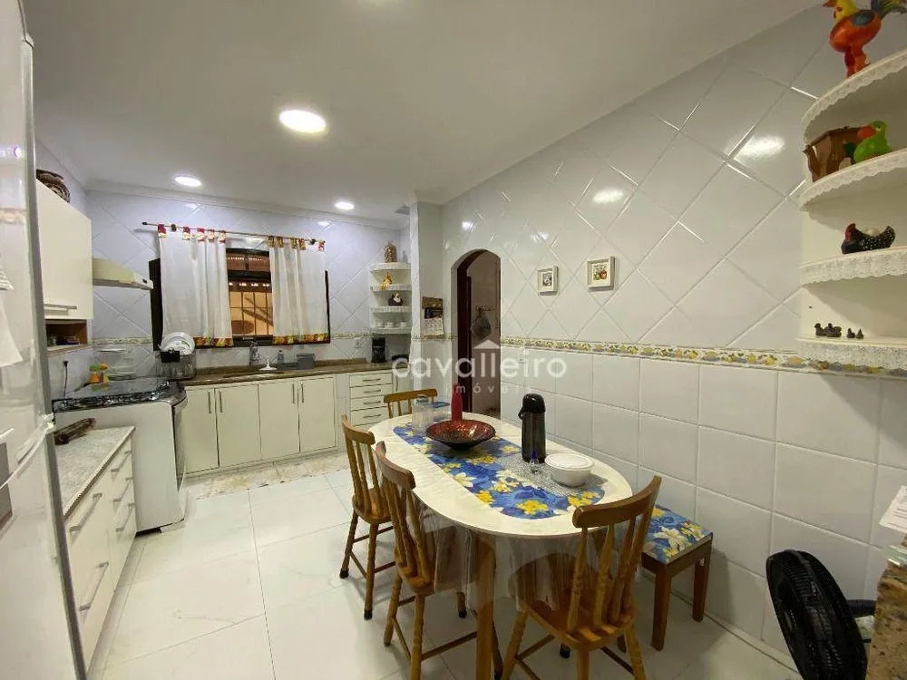 Casa, 6 quartos, 380 m² - Foto 11