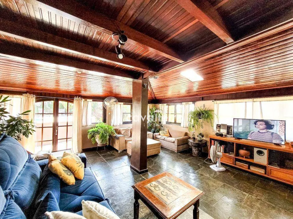 Casa, 6 quartos, 299 m² - Foto 32
