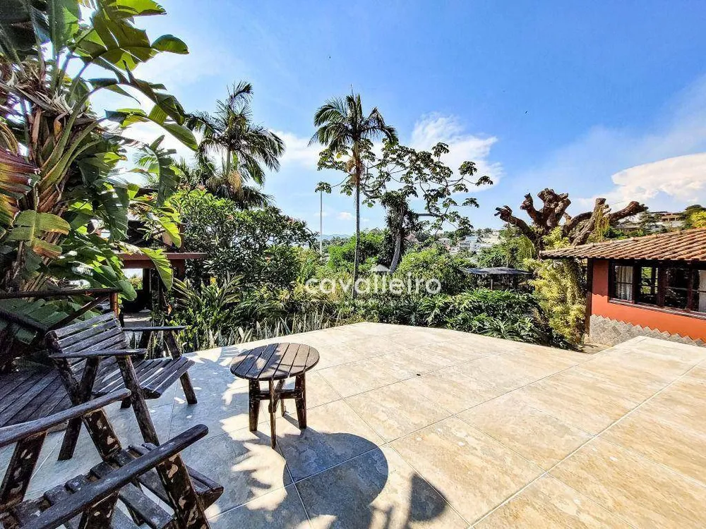 Casa, 6 quartos, 299 m² - Foto 10