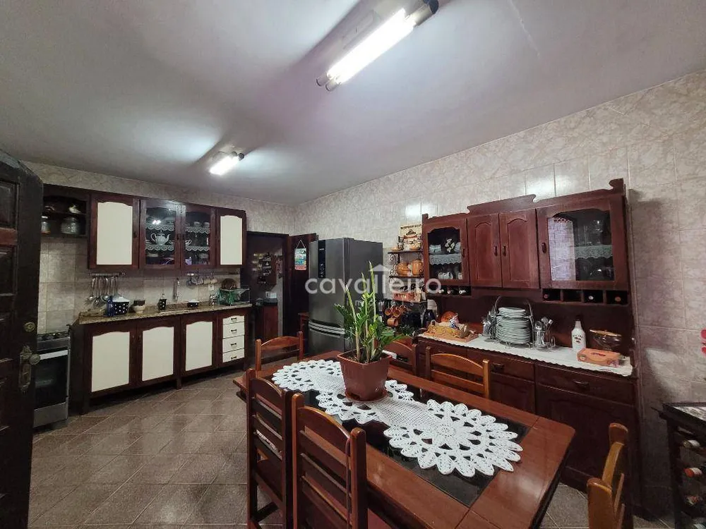Casa, 3 quartos, 270 m² - Foto 44
