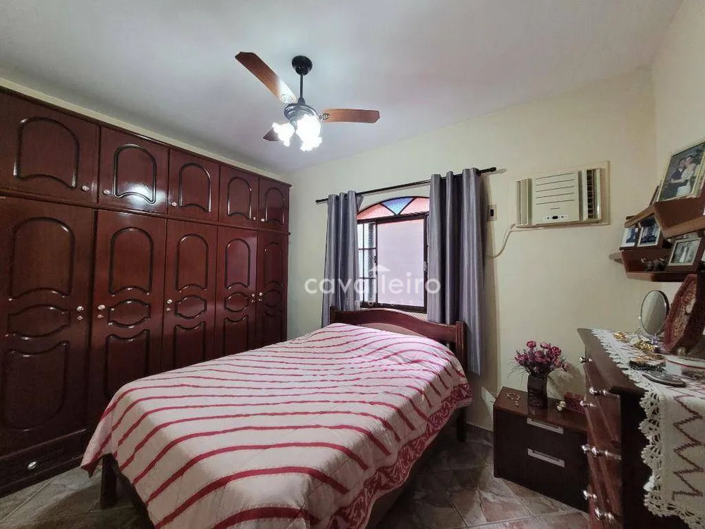 Casa, 3 quartos, 270 m² - Foto 52