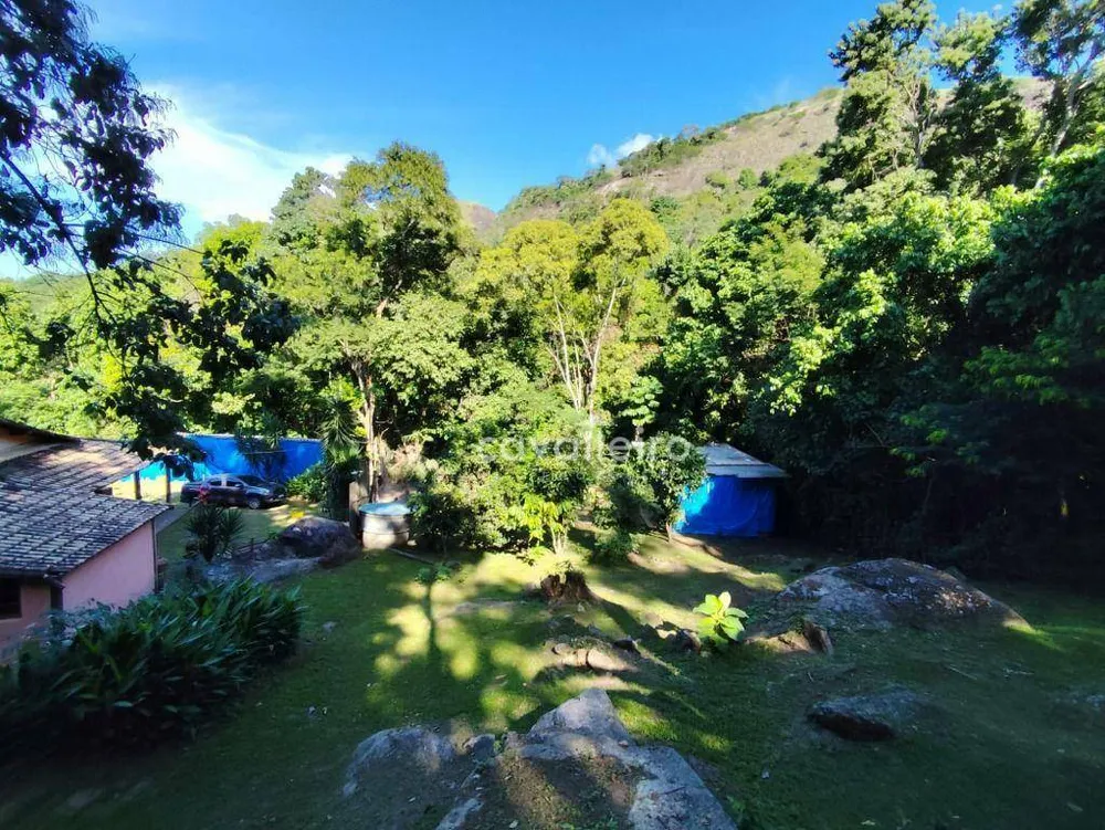 Chácara, 3 quartos, 5669 m² - Foto 1