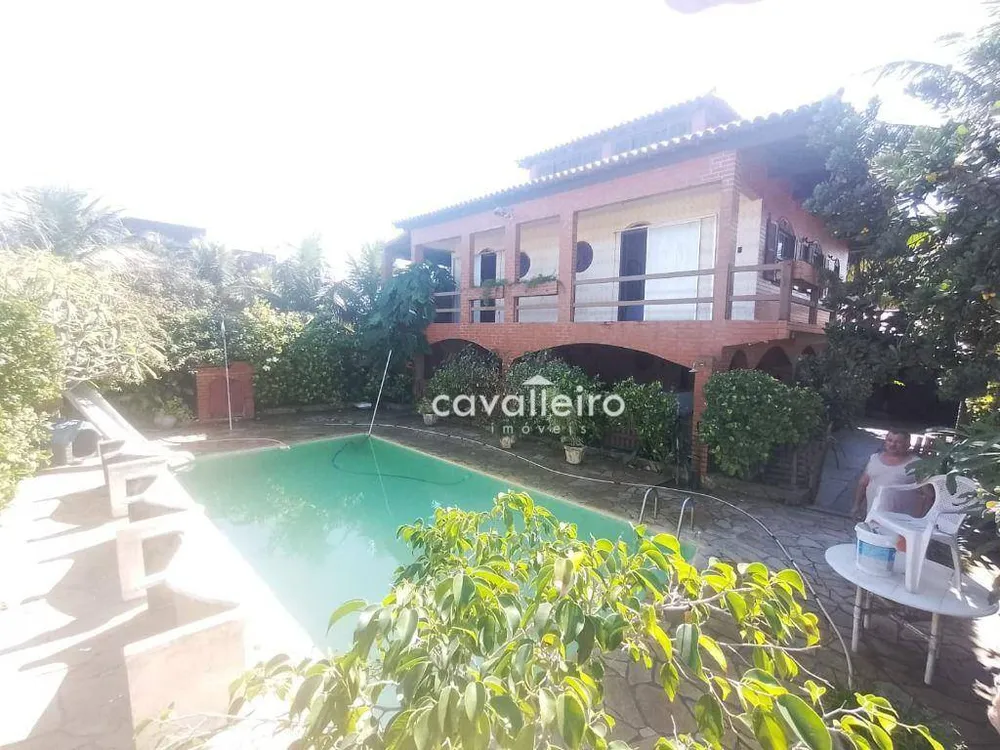 Casa, 3 quartos, 213 m² - Foto 1
