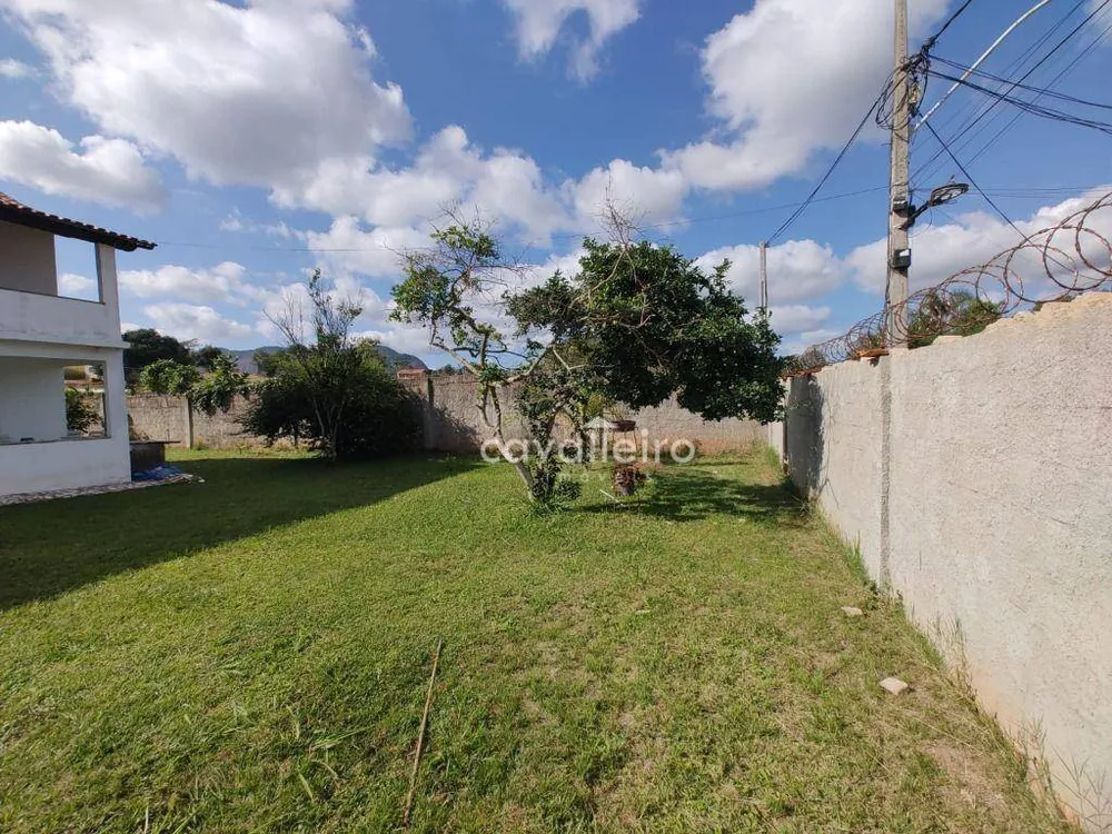 Casa, 4 quartos, 200 m² - Foto 1