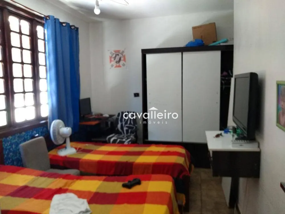 Casa, 5 quartos, 239 m² - Foto 3