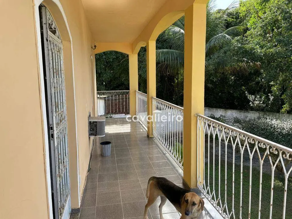 Casa, 4 quartos, 325 m² - Foto 16