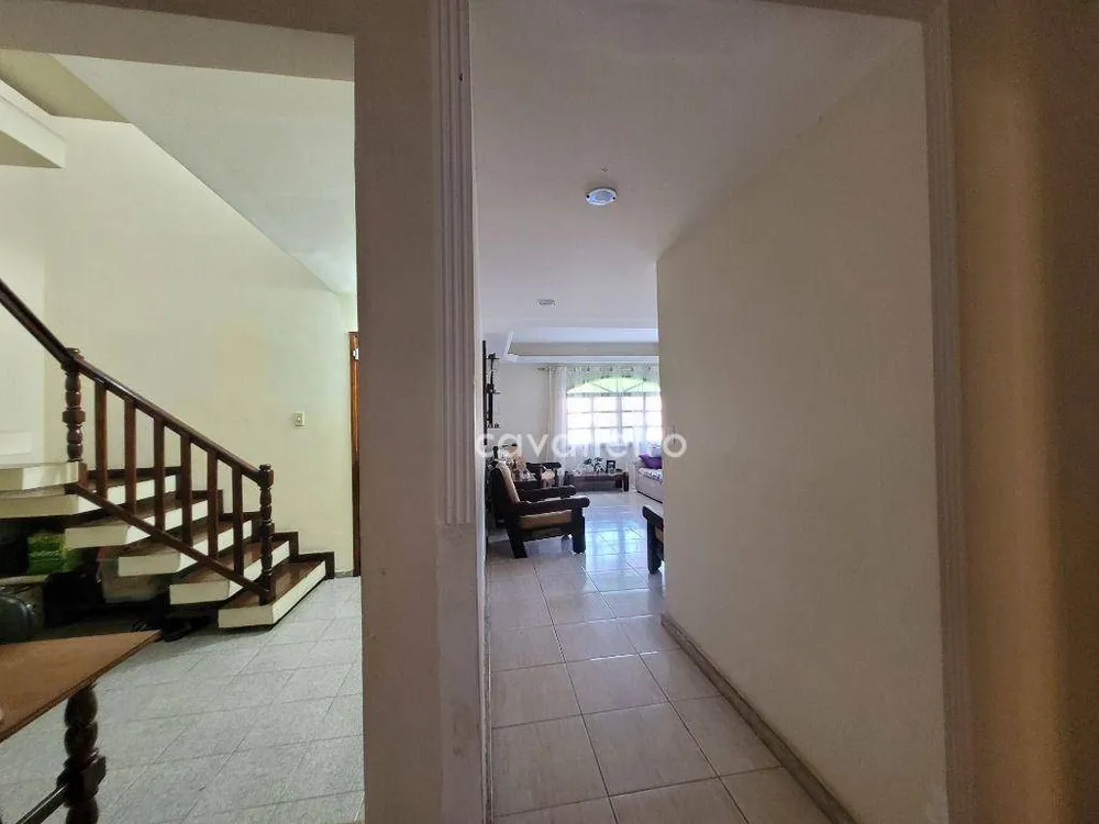 Casa, 5 quartos, 250 m² - Foto 8