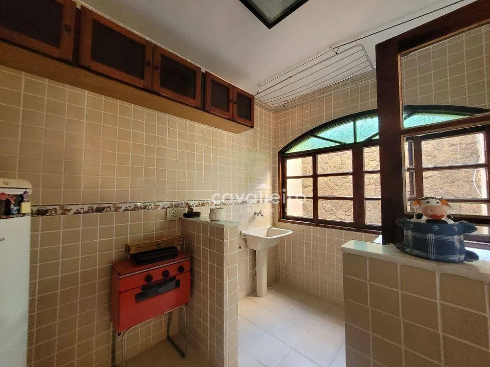Casa, 5 quartos, 250 m² - Foto 12