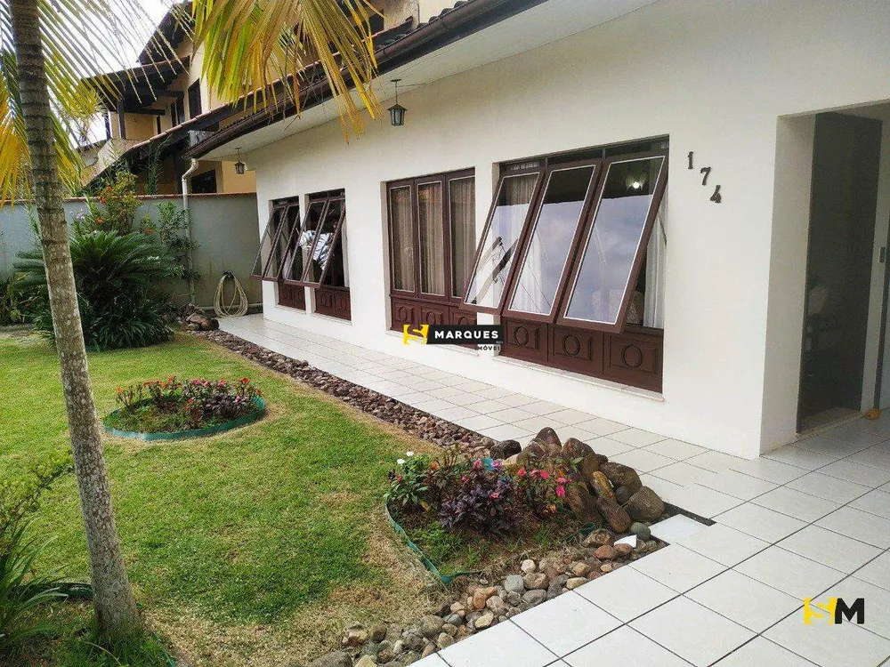 Casa, 4 quartos, 225 m² - Foto 6