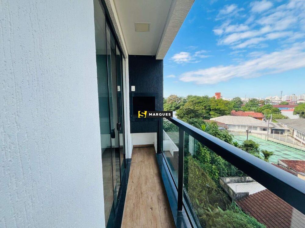 Apartamento para alugar com 2 quartos, 73m² - Foto 2