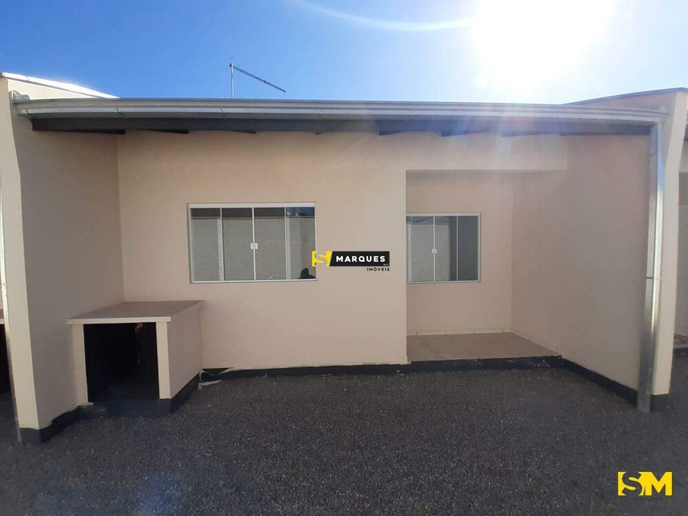Casa para alugar com 2 quartos, 55m² - Foto 4