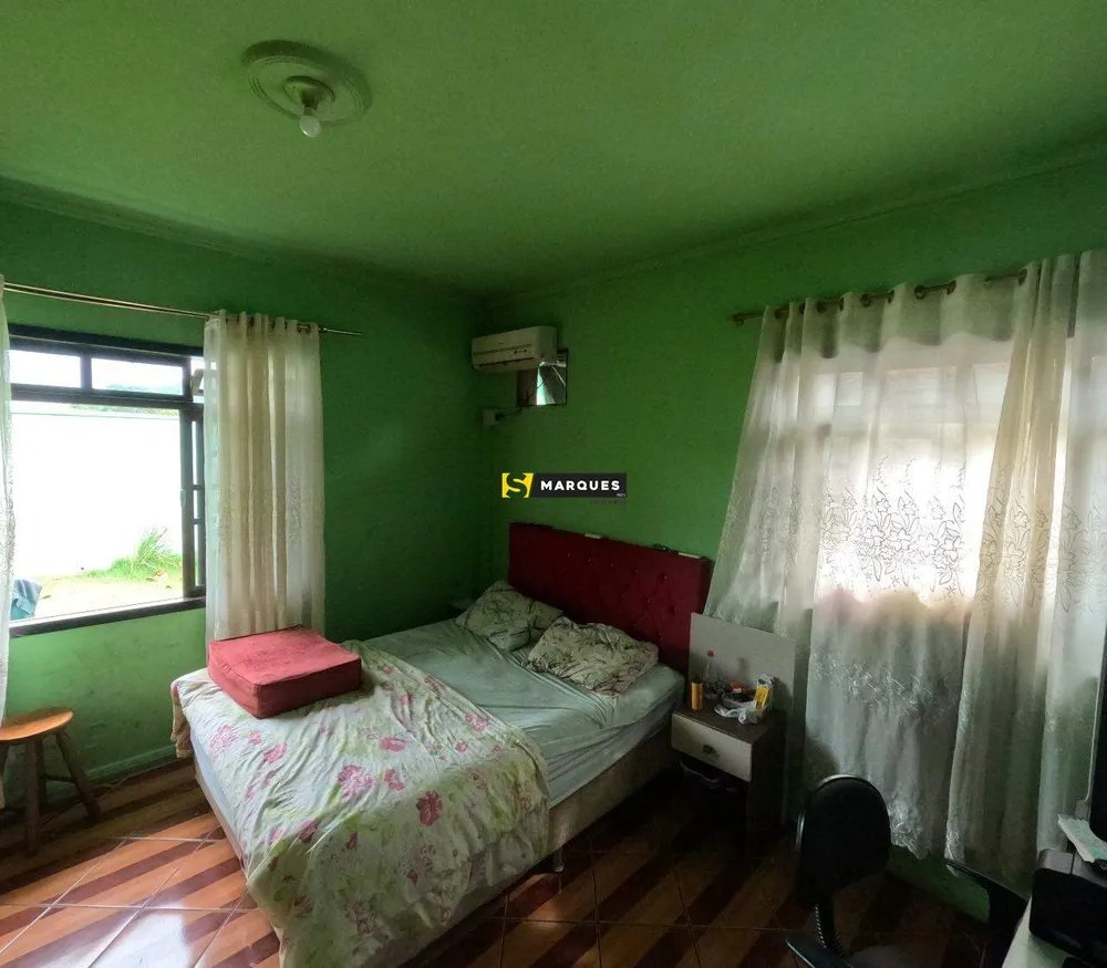 Casa, 3 quartos, 180 m² - Foto 3