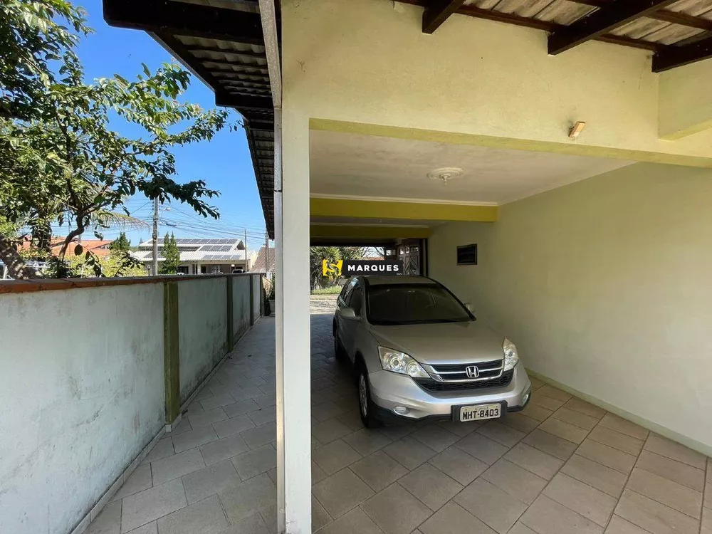 Casa para alugar com 3 quartos, 270m² - Foto 4