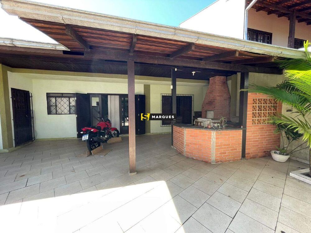 Casa, 3 quartos, 270 m² - Foto 6