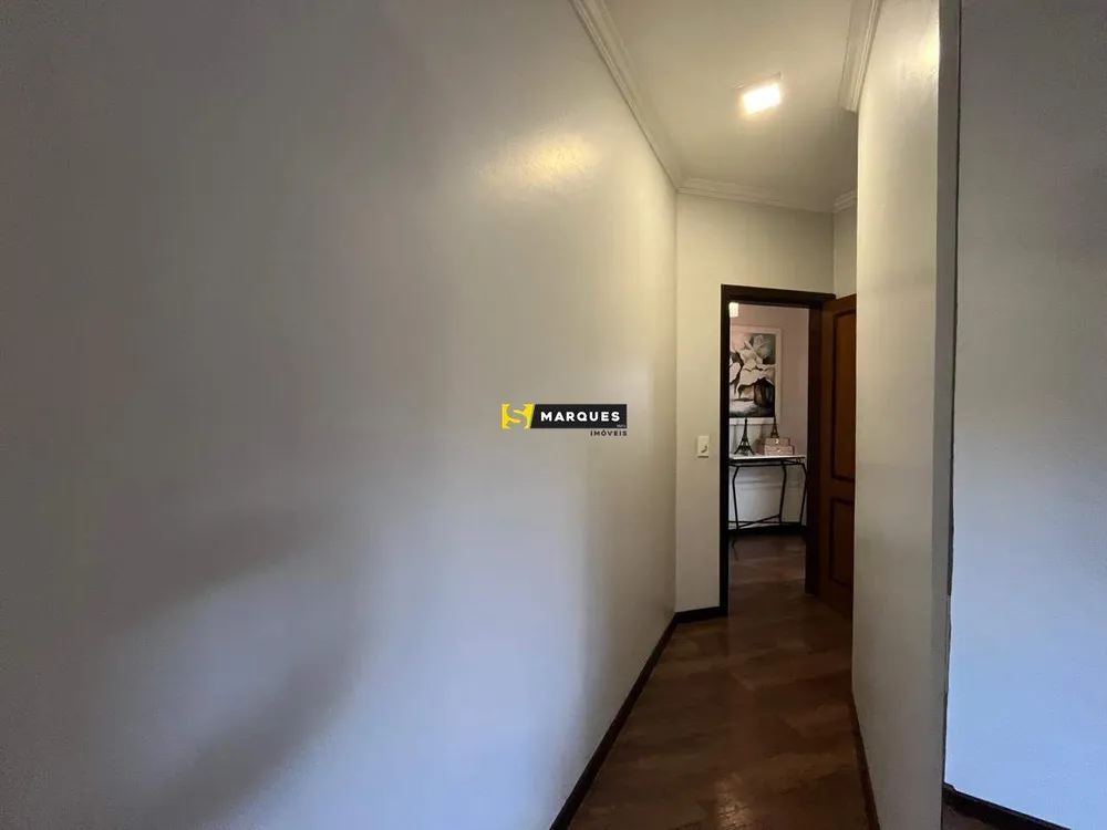 Casa, 3 quartos, 210 m² - Foto 4