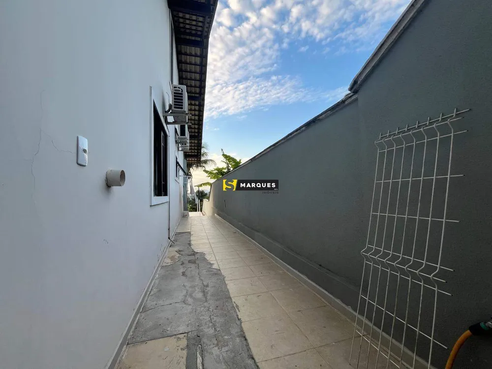 Casa, 3 quartos, 210 m² - Foto 2