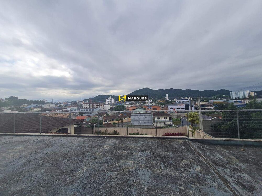 Casa Comercial à venda com 4 quartos, 166m² - Foto 7