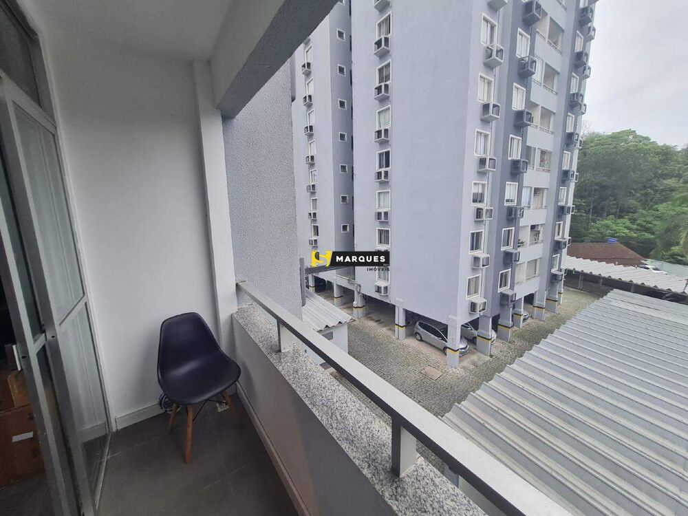 Apartamento à venda com 1 quarto, 102m² - Foto 9