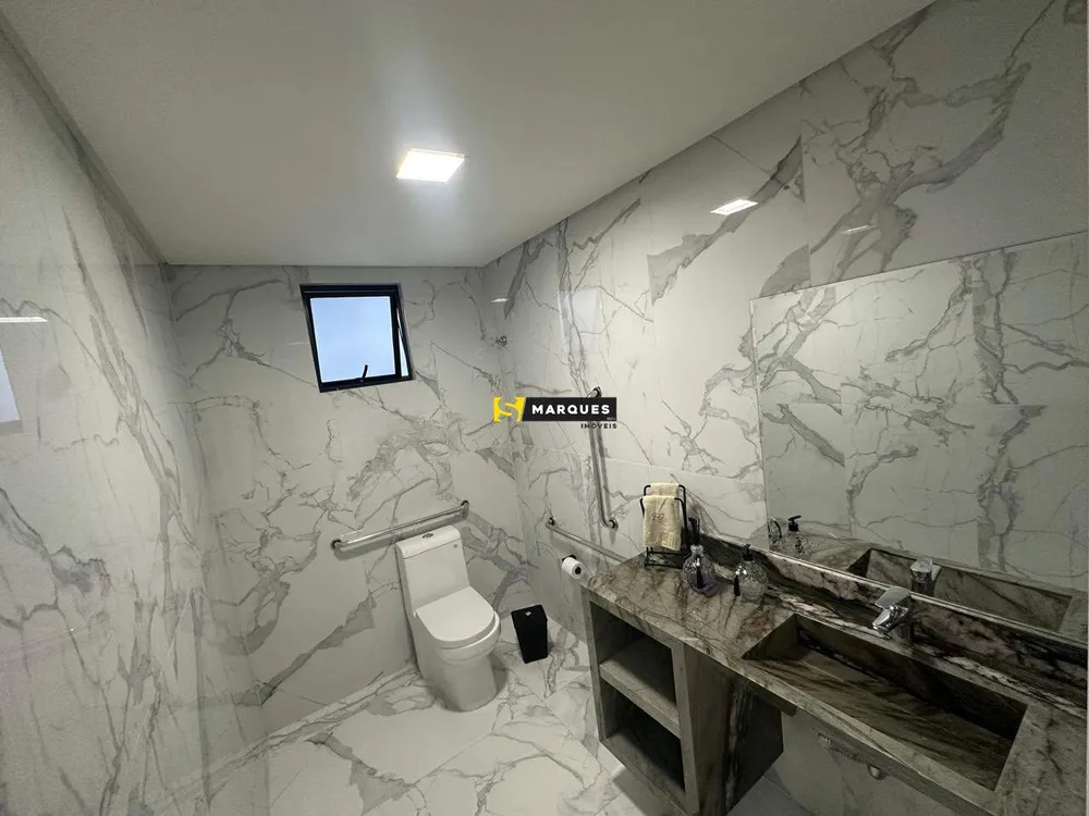 Apartamento, 3 quartos, 120 m² - Foto 1