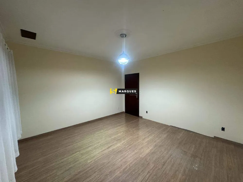 Casa, 4 quartos, 390 m² - Foto 4