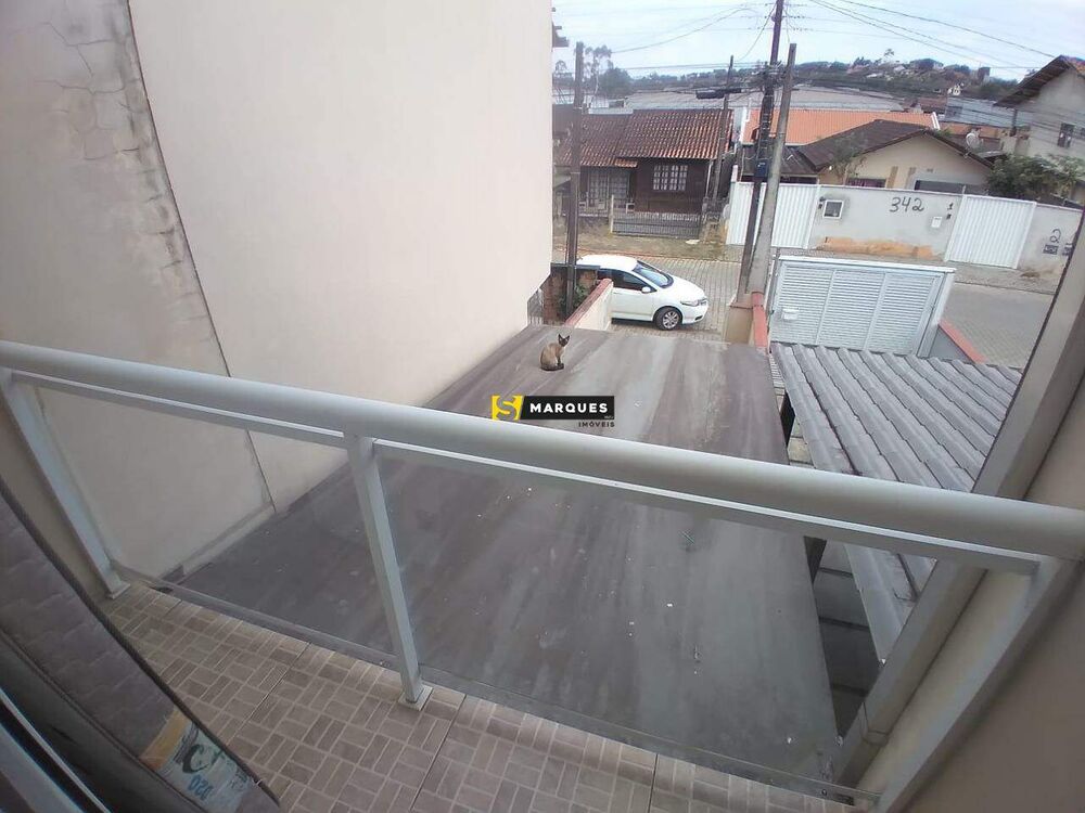 Casa à venda com 2 quartos, 66m² - Foto 4