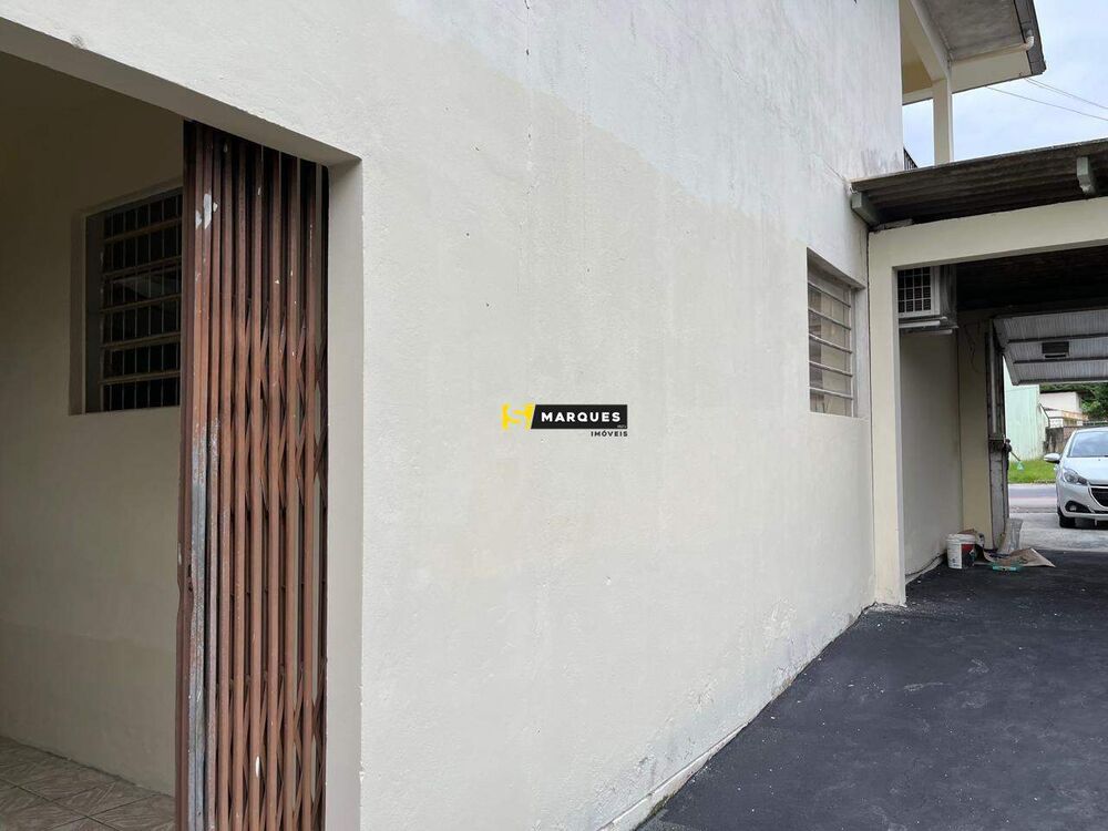 Casa para alugar com 2 quartos, 130m² - Foto 4