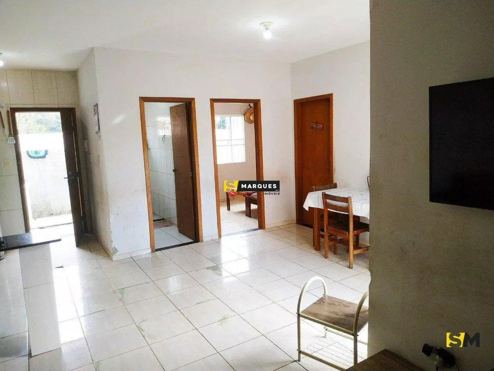 Casa à venda com 2 quartos, 64m² - Foto 11