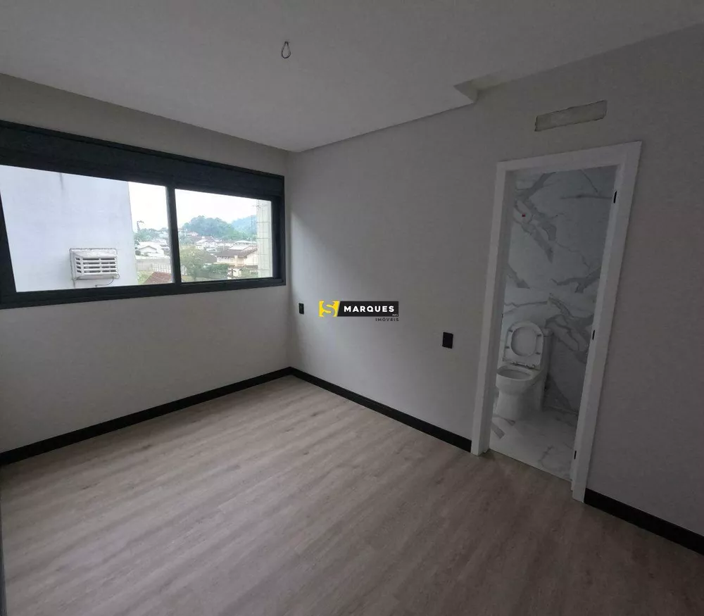 Apartamento à venda com 3 quartos, 120m² - Foto 10