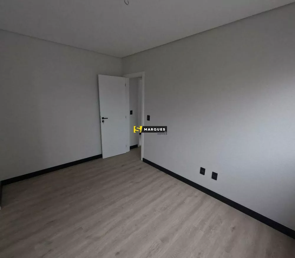 Apartamento à venda com 3 quartos, 120m² - Foto 15