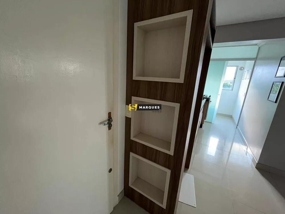 Apartamento à venda com 2 quartos, 55m² - Foto 2