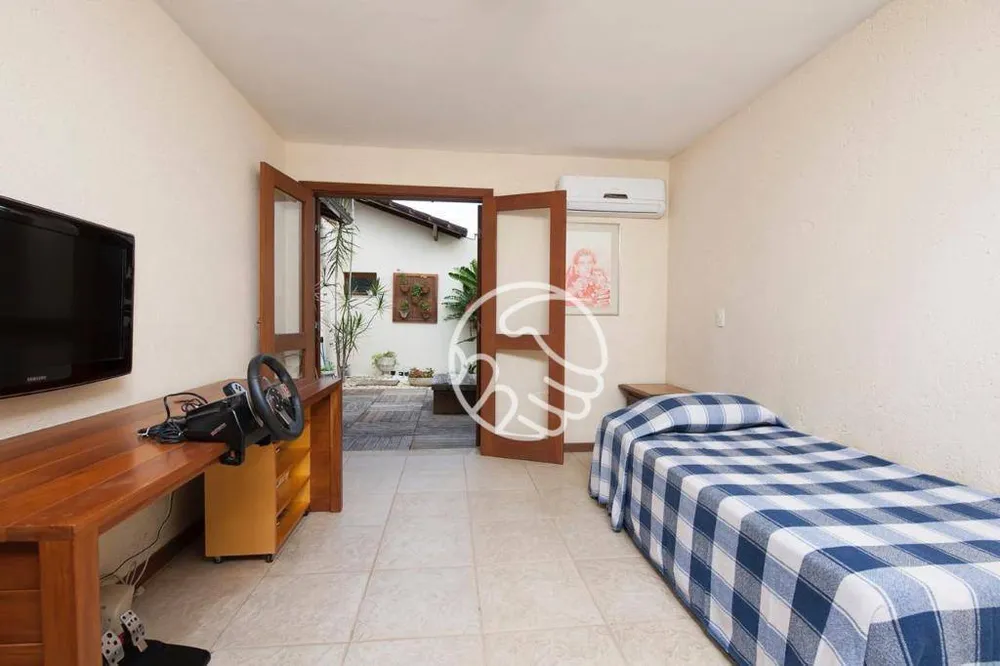 Casa, 4 quartos, 380 m² - Foto 13