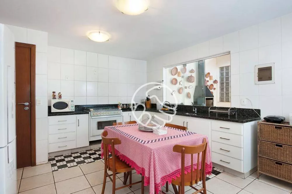 Casa, 4 quartos, 380 m² - Foto 2