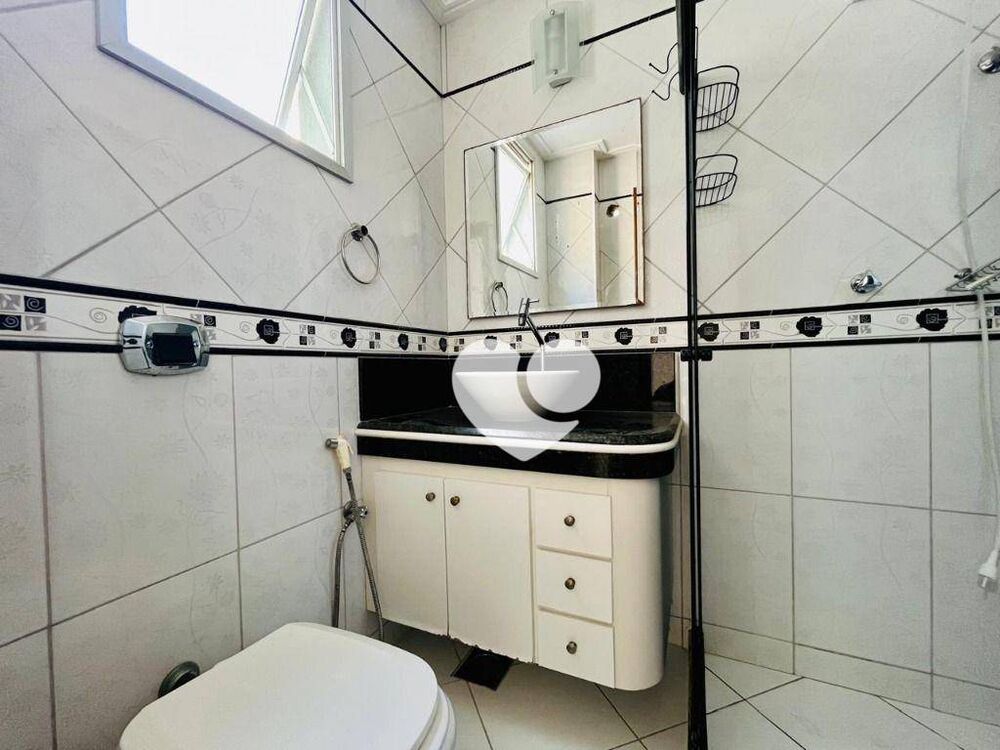 Apartamento à venda com 2 quartos, 78m² - Foto 4