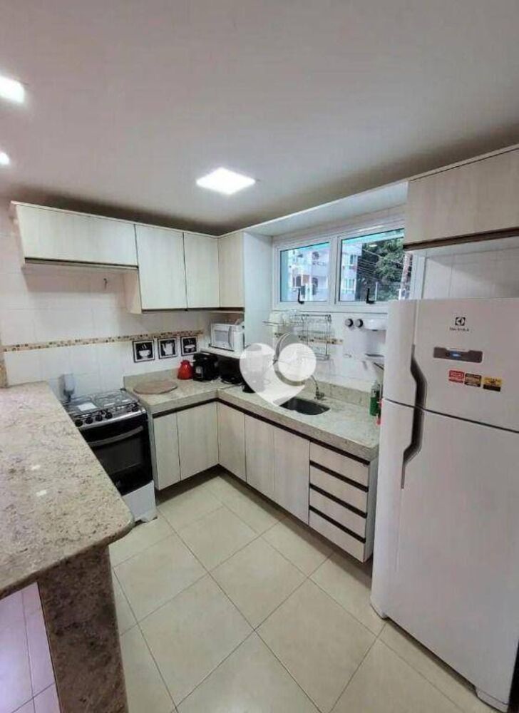 Apartamento à venda com 2 quartos, 60m² - Foto 6