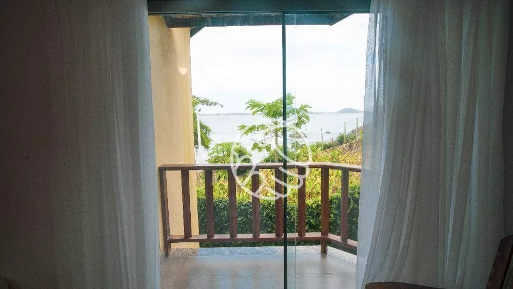 Casa, 6 quartos, 264 m² - Foto 3